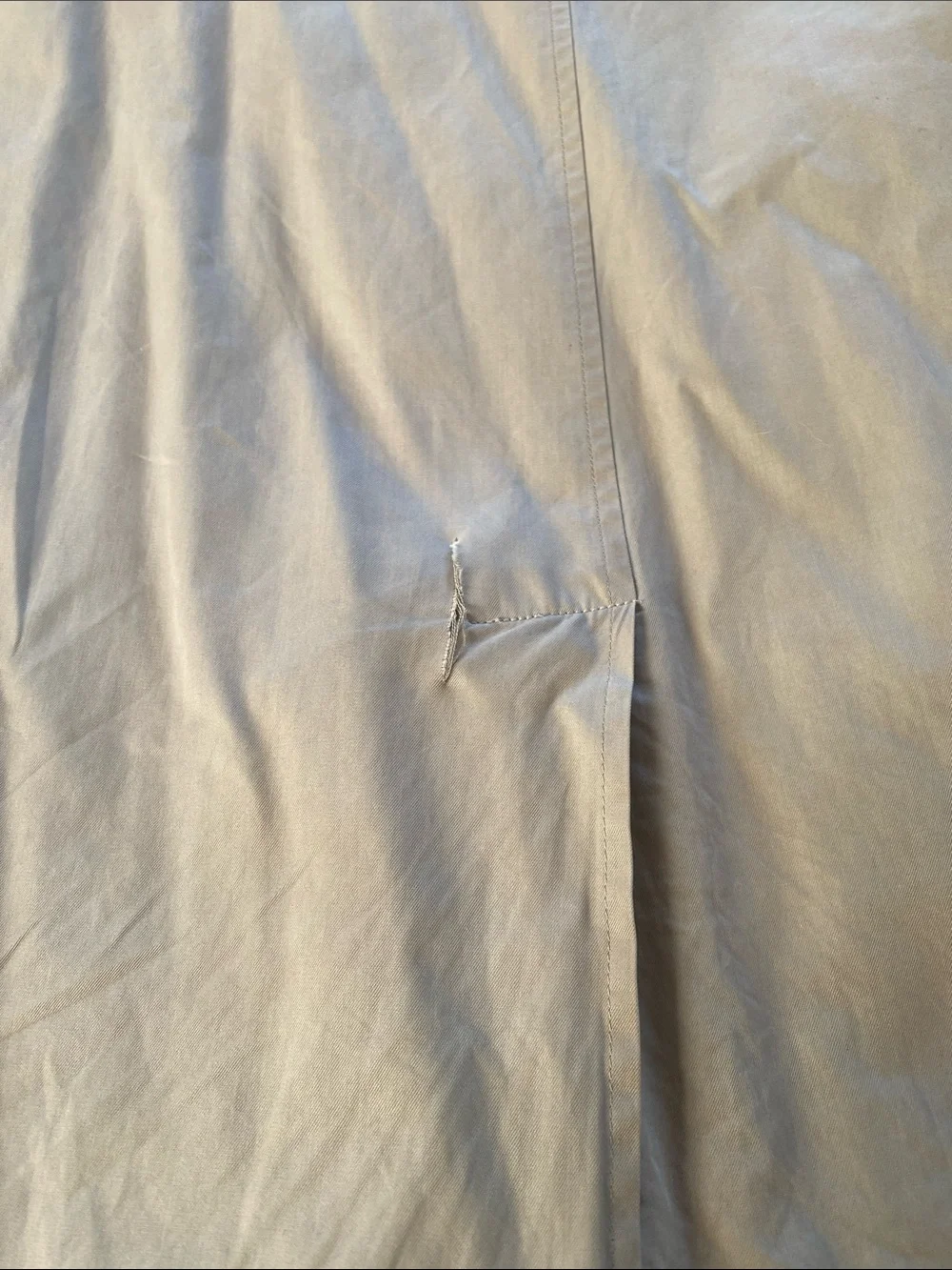Burberry Beige Women's Trench Coat - Picture 8 of 11